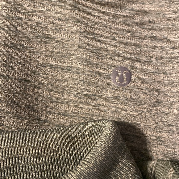 Lululemon Green polo - Picture 2 of 4